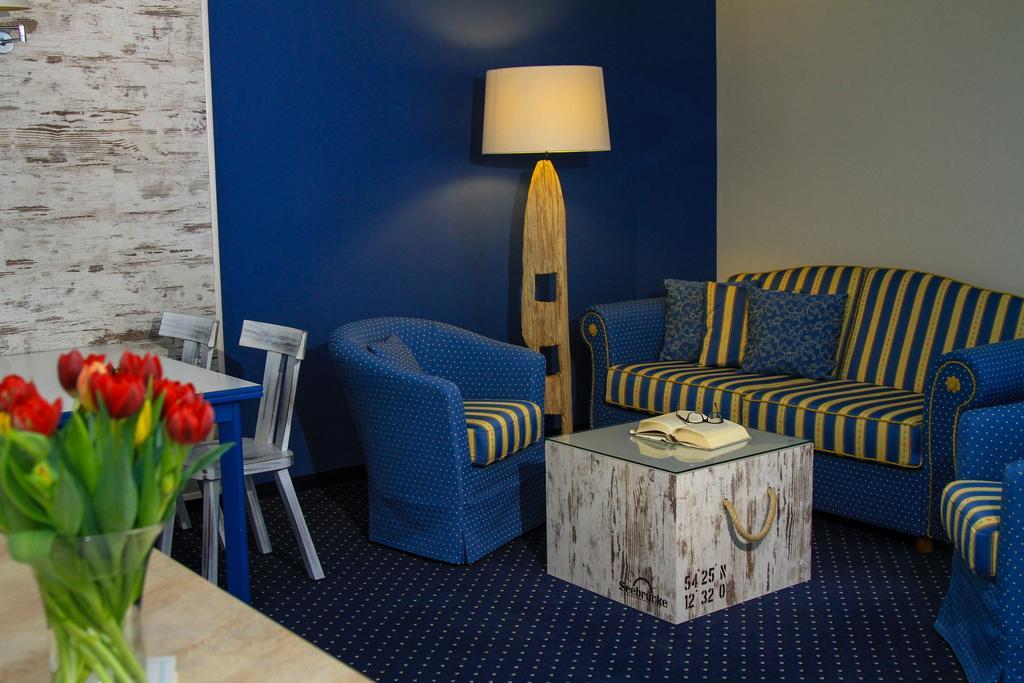 Hotel & Restaurant Seebruecke Zingst Phòng bức ảnh