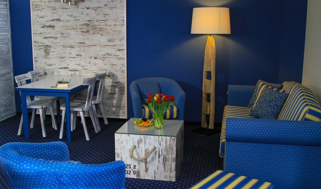 Hotel & Restaurant Seebruecke Zingst Phòng bức ảnh
