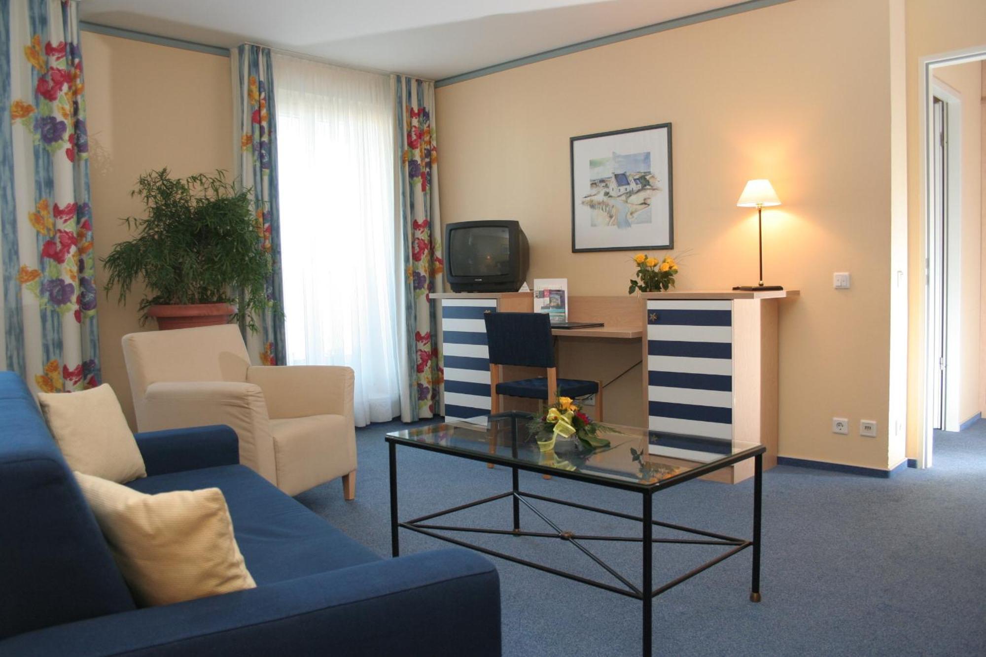 Hotel & Restaurant Seebruecke Zingst Ngoại thất bức ảnh