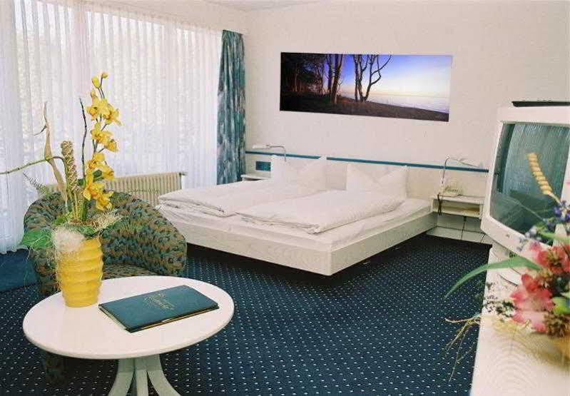 Hotel & Restaurant Seebruecke Zingst Ngoại thất bức ảnh